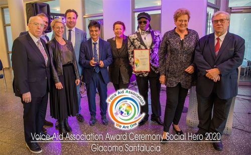 Voice Aid Social Hero Award 2020