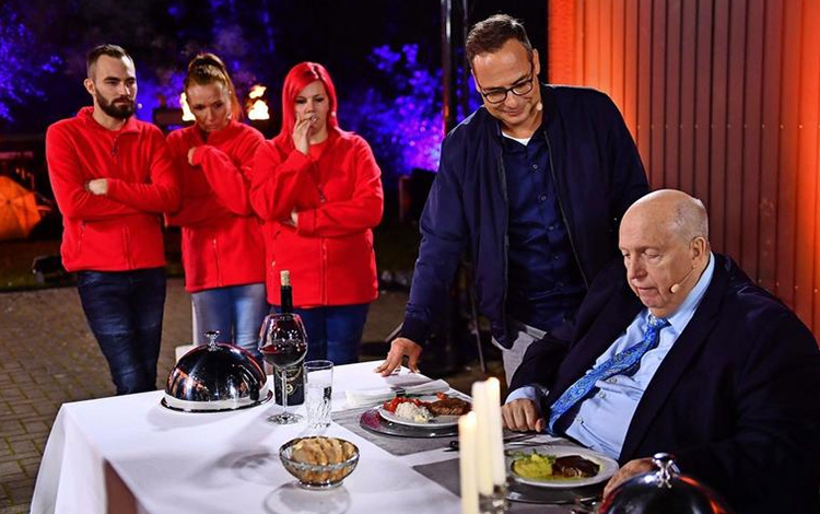 "Die Liveshow bei dir zuhause" am 26.10. um 20:15 Uhr (Pro7) "Die Liveshow bei dir zuhause" am 26.10. um 20:15 Uhr (Pro7)